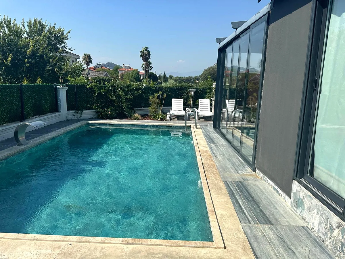 Villa Uche 2